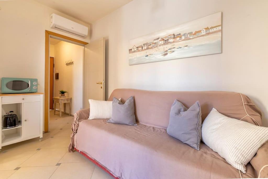 Antine 54 - Magnolia Holidays * Alghero